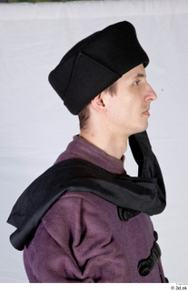 Photos Medieval Aristocrat in suit 3 Medieval clothing black cap…